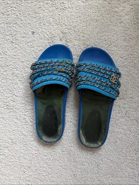CHANEL Blue Slide Sandals with Gold Chain Trim